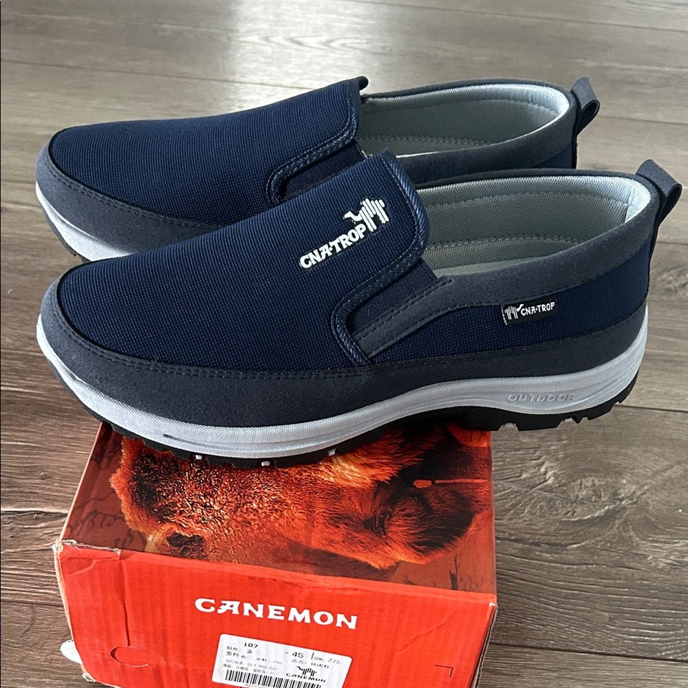 Men’s NEW navy robber-sole slip on walking/outdoor walking/hiking shoes.